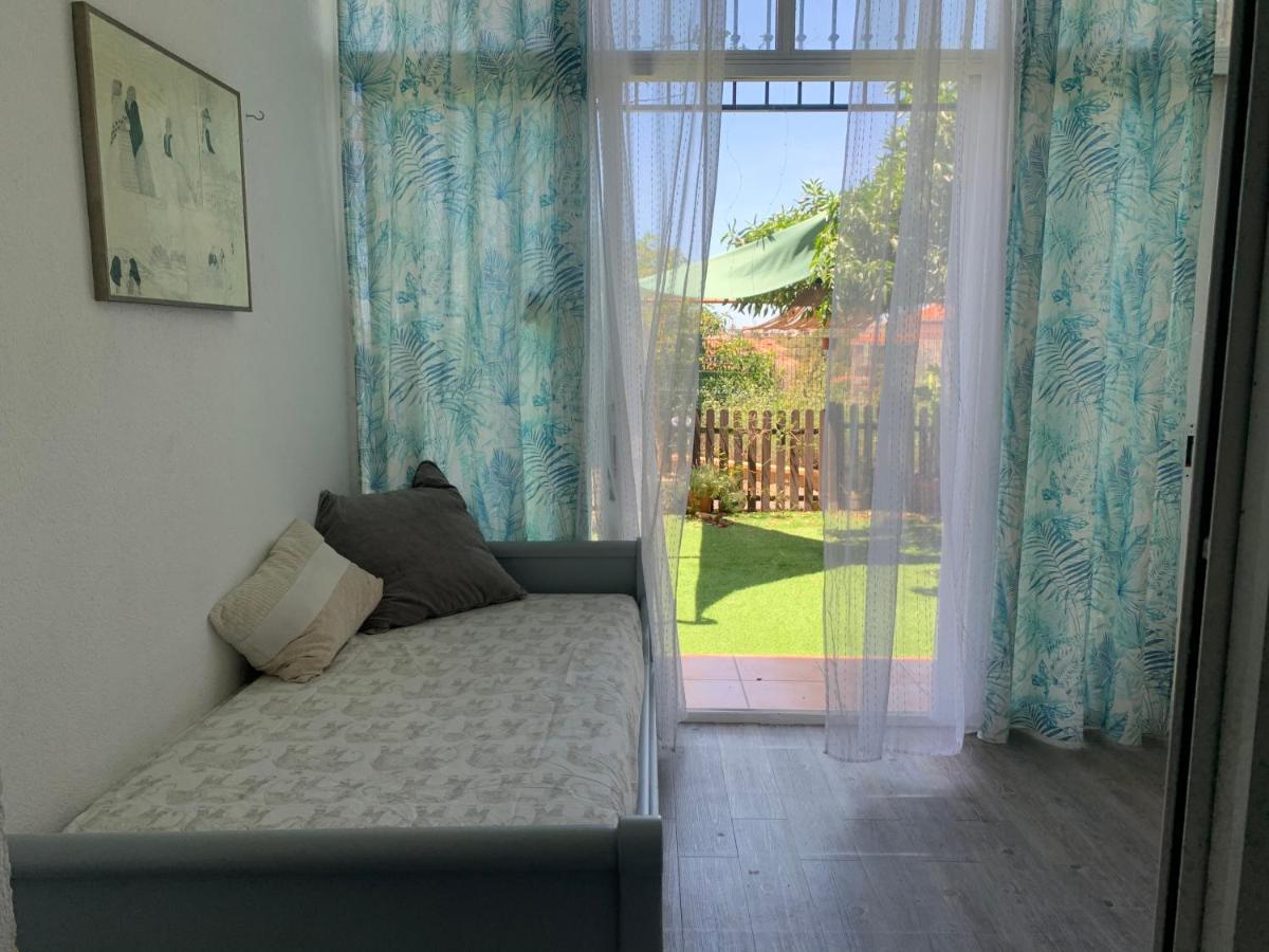 Apartamento Con Jardin Y Piscina En El Faro De Calaburras 라칼라데미야스 외부 사진
